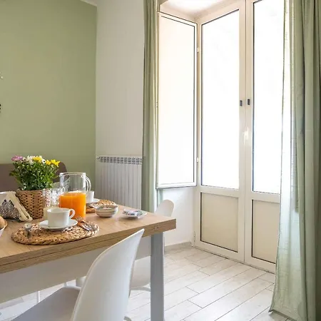 Apartment Taty Salerno